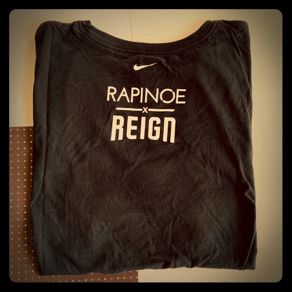 rapinoe nike shirt